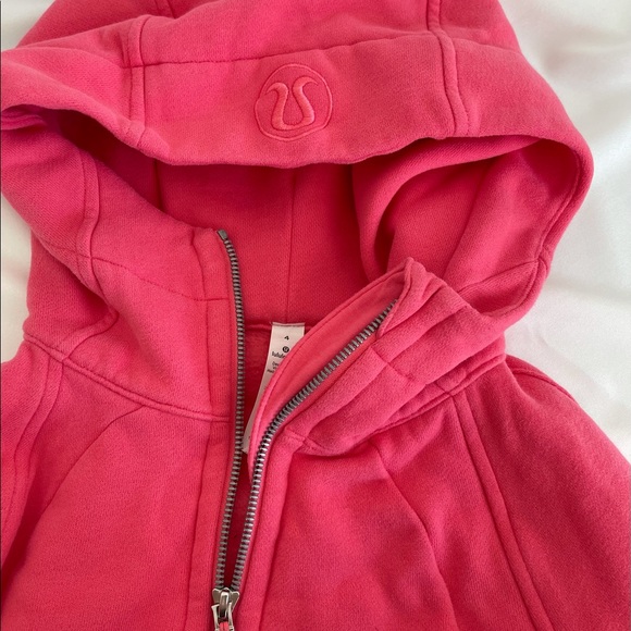 Lululemon Scuba Zip Up - Picture 2 of 5